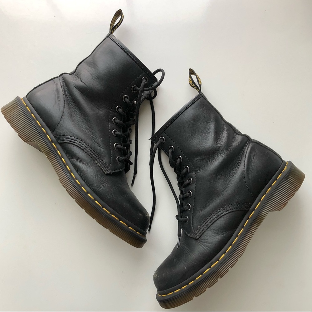 Dr. Martens 1460 Original 8-Eye Leather Boot